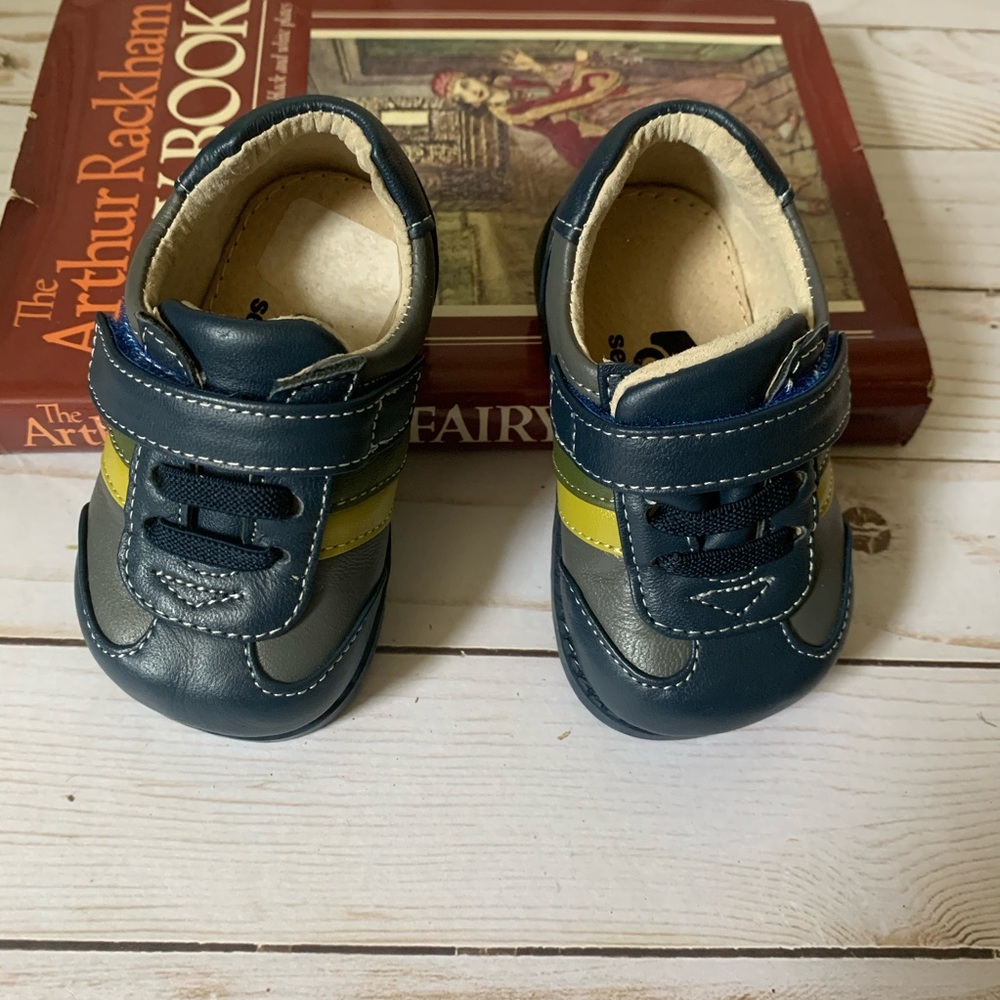 See Kai Run Chris Sneakers New in Box